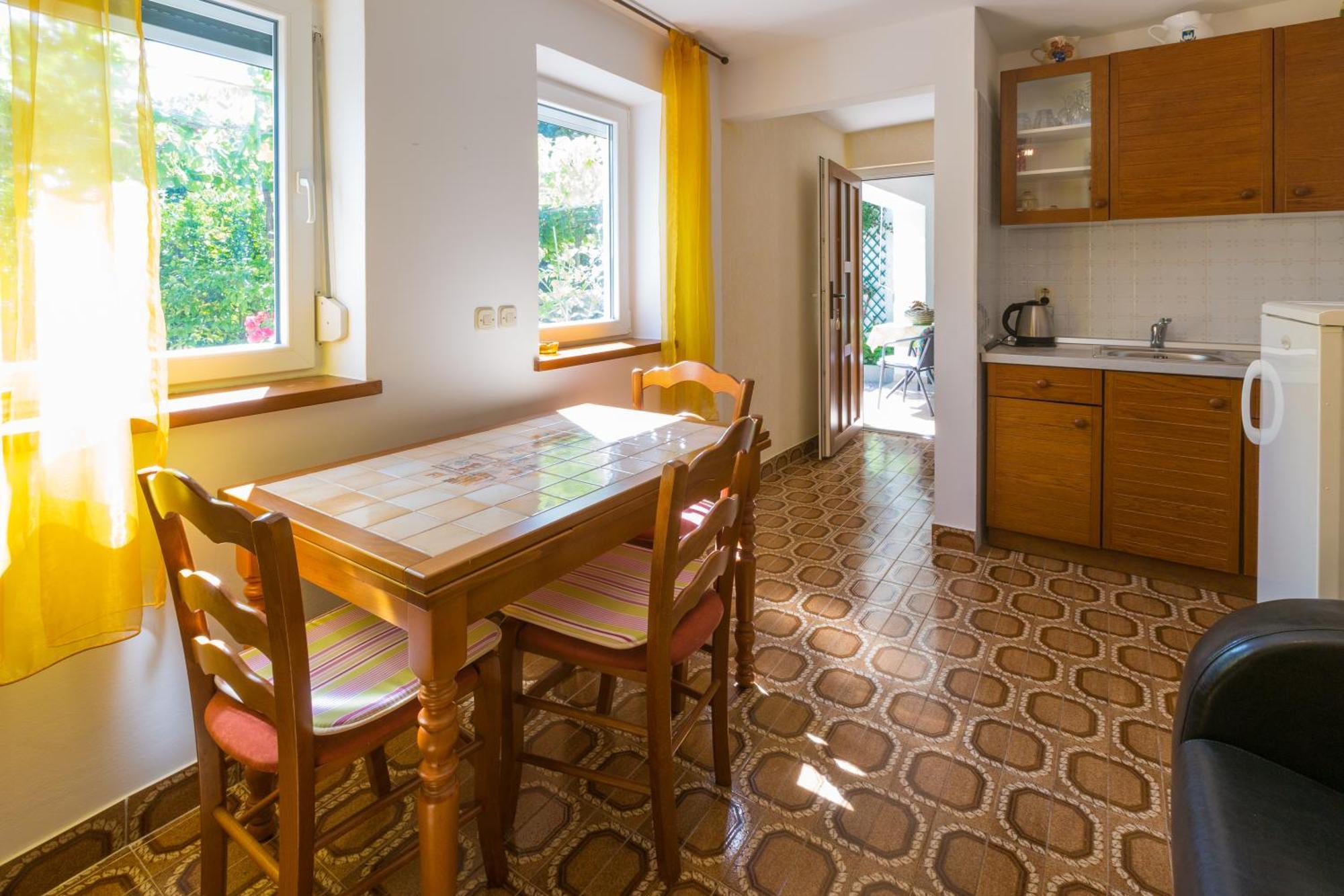 Nella. Apartment Crikvenica Bagian luar foto