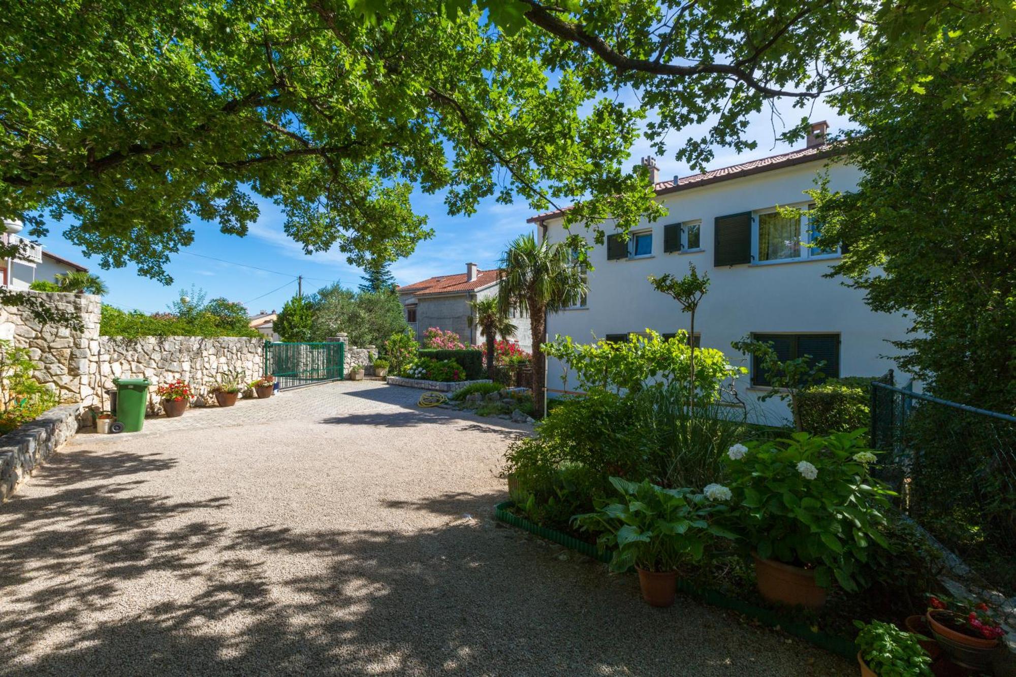 Nella. Apartment Crikvenica Bagian luar foto